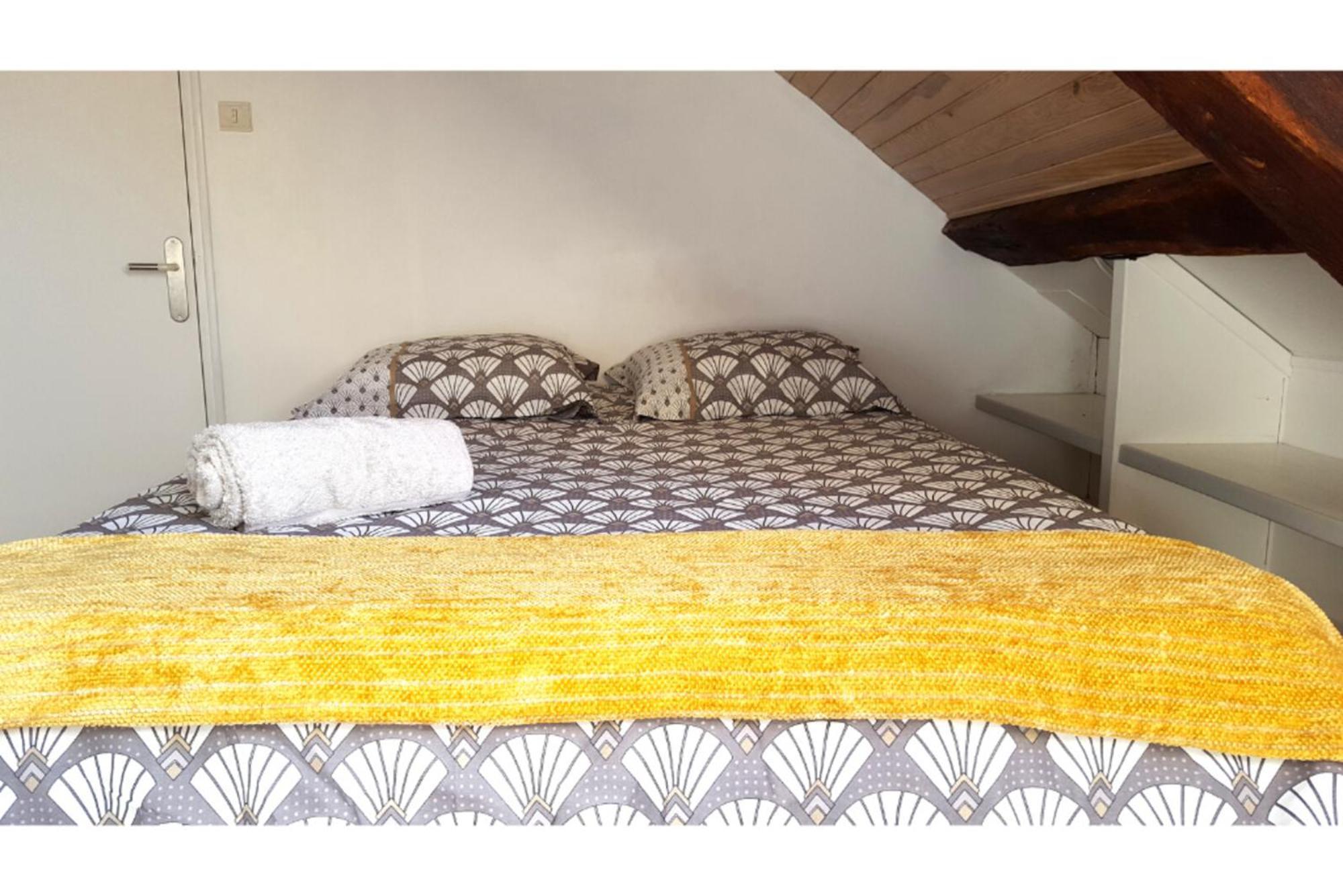 La Maison bleue, un emplacement de choix à Rodez Esterno foto